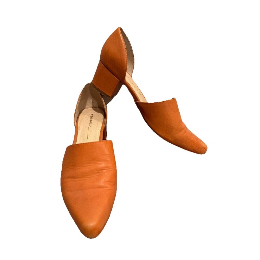 Intentionally Blank Perf-Hi Heel Orange Leather Womens 38 US 8 D'orsay Shoes